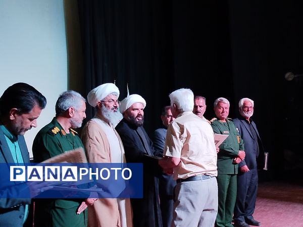 آیین تجلیل از کمیته های اجرایی دومین کنگره ملی شهید مدرس (ره) و ۱۲۲۲ شهید منطقه ترشیز کهن