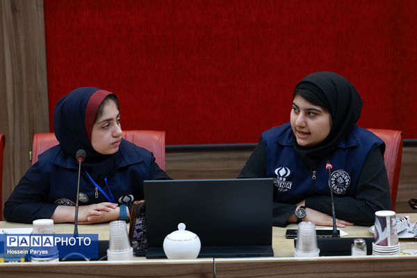 نشست صمیمی خبرنگاران پانا شهرستان‌های استان تهران با مدیرعامل خبرگزاری پانا
