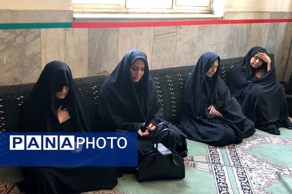 حضور فرهنگیان ناحیه 2 شهرری در مراسم عزاداری سالار شهیدان 