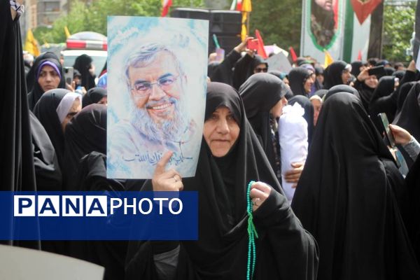 تجمع بزرگ دانش‌آموزان و فرهنگیان در حمایت از مردم مظلوم غزه و فلسطین