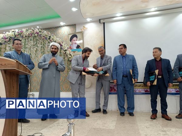 همایش باغبان تربیت  در خلیل آباد برگزار شد