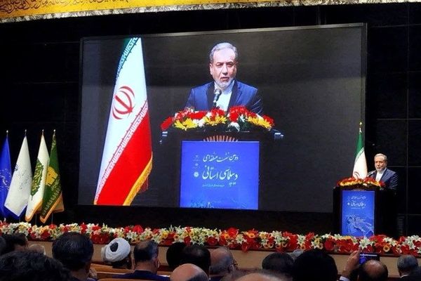 دیپلماسی استانی بازوی اجرایی سیاست خارجی کشور است