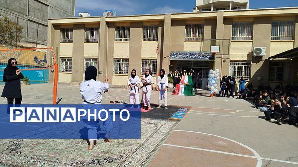 المپیاد ورزشی درون مدرسه ای در دبیرستان پیرایش یک