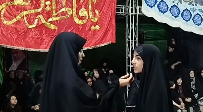 مراسم عزاداری محرم با حضور پر شور دانش آموزان 