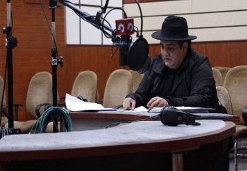 «خانواده بایرامی» به کارگردانی میرطاهر مظلومی روی آنتن رادیو نمایش می‌رود 