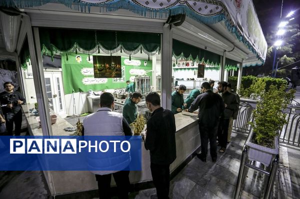 مراسم پرفیض سومین شب احیای لیالی‌القدر در آستان مقدس امام زاده طاهر کرج