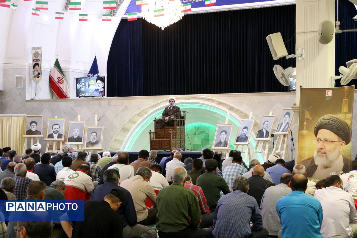 مراسم بزرگداشت شهدای خدمت در مسجد جامع شهرستان آباده