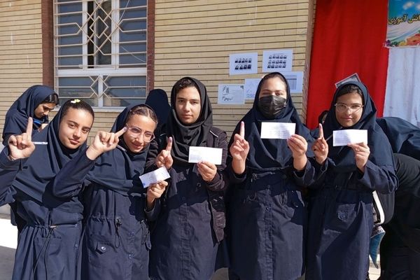 انتخابات شورای دانش‌آموزی در کیار