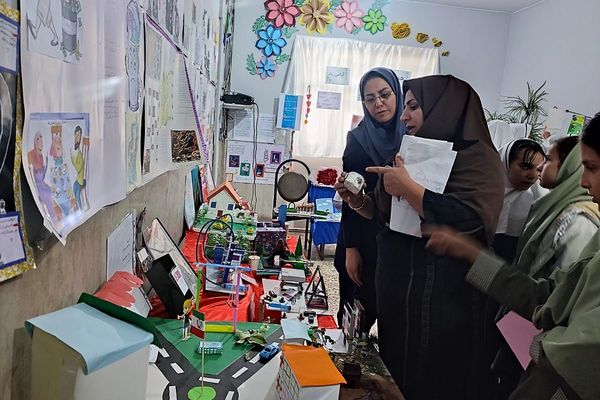 هفته پژوهش در مدرسه شهید معظم شهرستان قدس