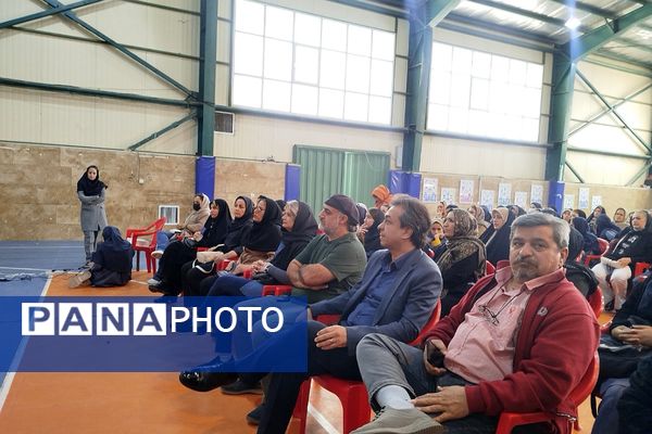  برگزاری کارگاه آموزشی هدایت و مشاوره  تحصیلی در دبیرستان تربیت رودهن  