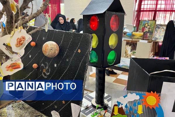 نمایشگاه تکنولوژی آموزشی در شهرستان آباده