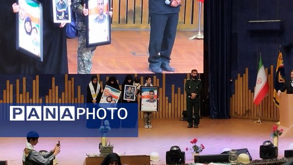 تحلیف فرماندهان بسیج دانش‌آموزی خراسان رضوی