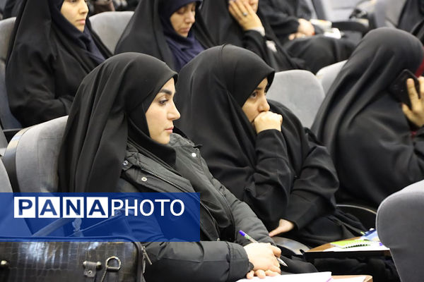 جلسه قطبی توجیهی لیگ جت به میزبانی اسلامشهر