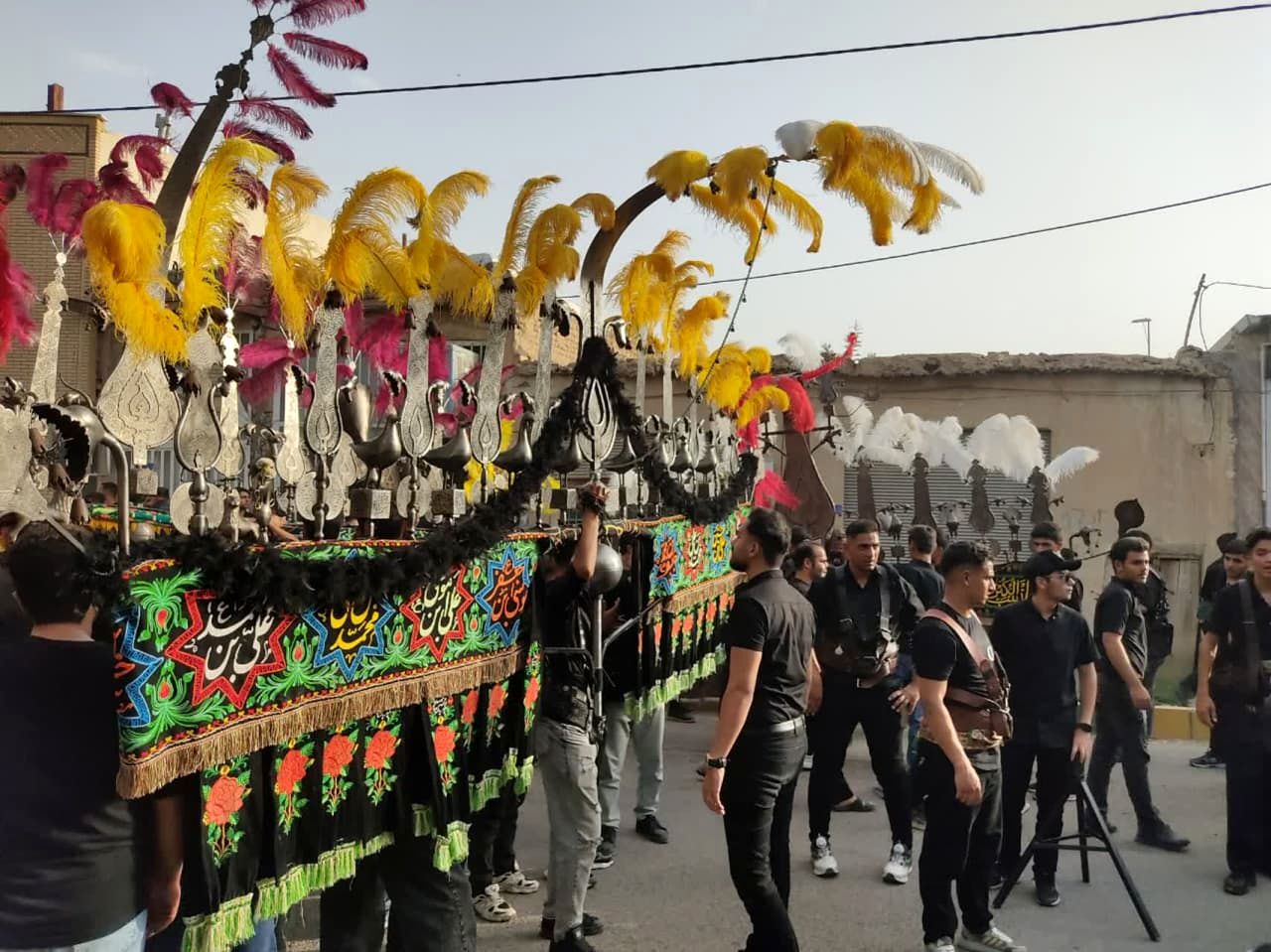 کاروان بزرگ علم گردانی در کاشان