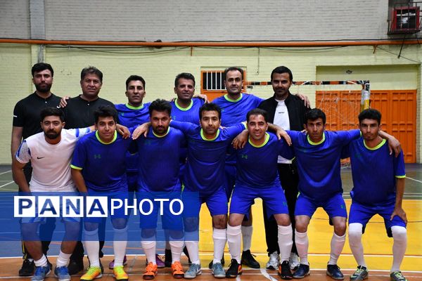 آغاز مسابقات ورزشی فرهنگیان عشایر فارس