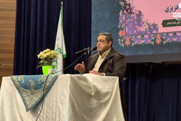 همایش پیشگیری از آسیب‌های اجتماعی در سالن امام علی(ع)منطقه ۱۵