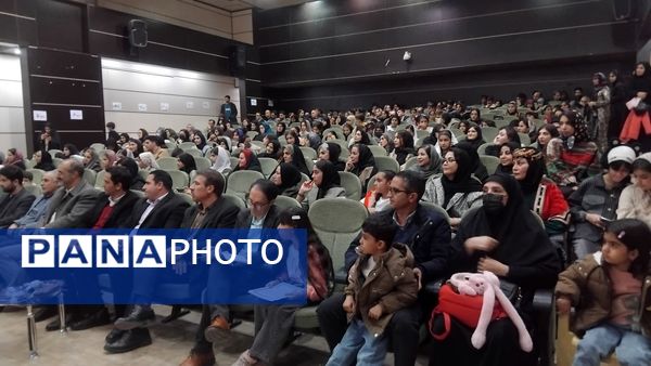 برگزاری مراسم گرامیداشت شب یلدا در نورآباد لرستان