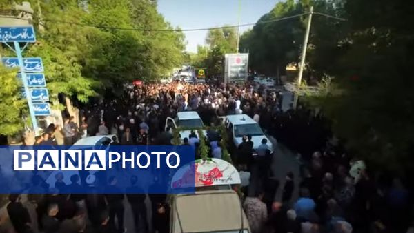 تشییع پیکر پزشکِ شهید در بروجن
