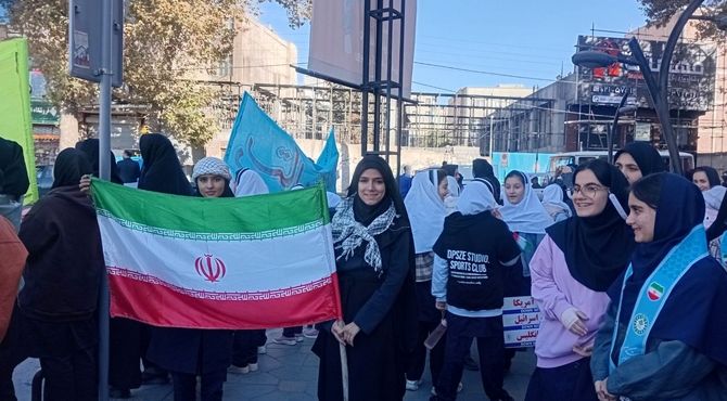 دانش‌آموزان نبض امروز و فردا را در دست دارند