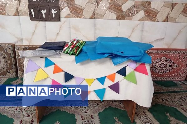 سفره افطار در دبستان شاهد بهنام محمدی ناحیه 2 کرج 
