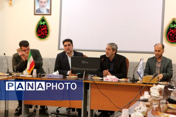 اجرای طرح «میدان پویا» در کاشان؛ هم‌افزایی دستگاه‌ها برای نشاط دانش‌آموزی در تابستان