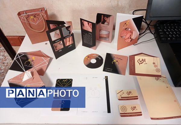 جشنواره هنری دانش‌آموزان رشته کاشی و عکاسی هنرستان کبری زرگران ملارد 