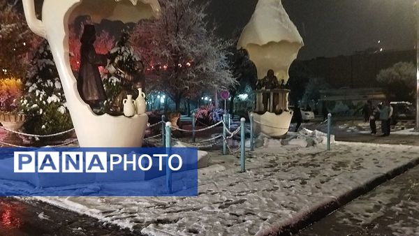 شبی برفی در نیشابور 