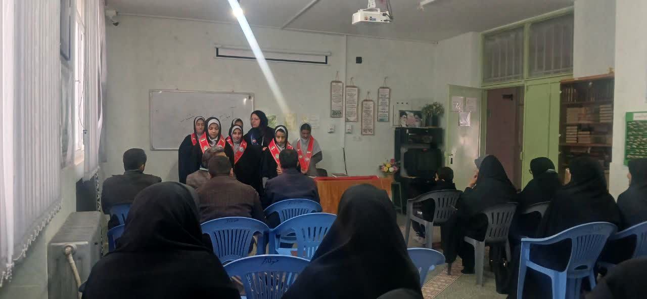 کارگاه آموزشی مربیان پیشتاز شهرستان ابرکوه