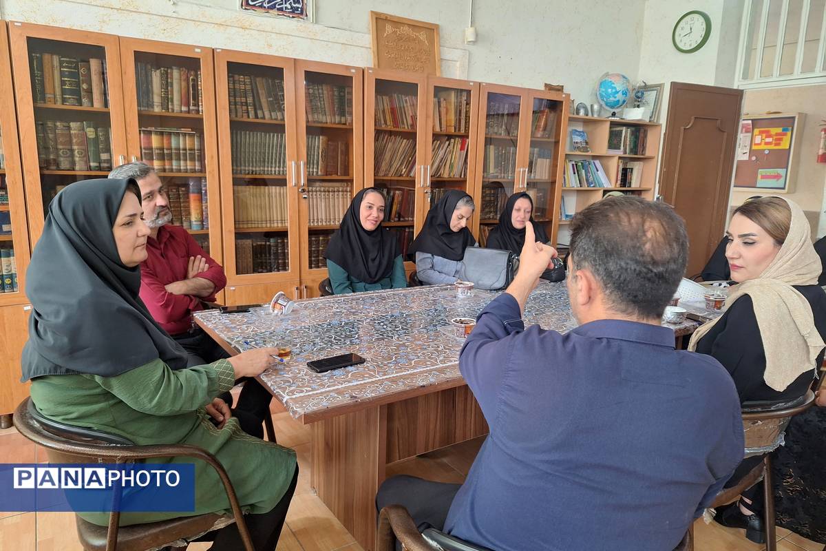 تعامل انجمن اولیا و مربیان در روزهای پایانی سال تحصیلی
