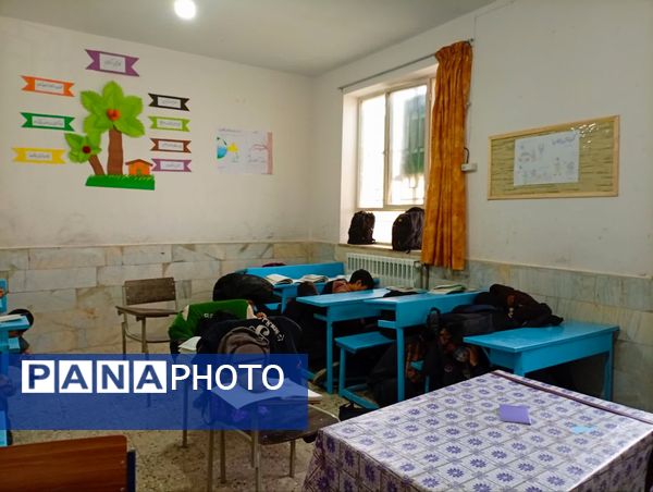 مانور زلزله در دبستان شهید پسندیده فدافن  