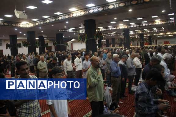 حضور پرشور مردم بندرعباس در نماز جمعه به امامت حجت‌الاسلام والمسلمین محمدعبادی‌زاده
