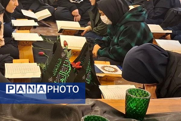 دانش آموزان نورانی حاضر در محفل