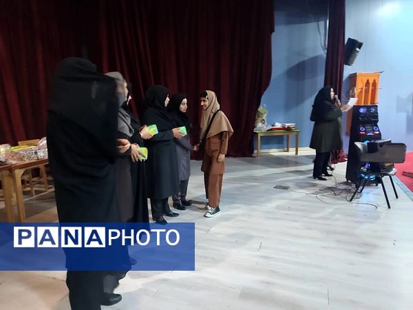 جشن دهه کرامت و روز معلم در بندر لنگه 