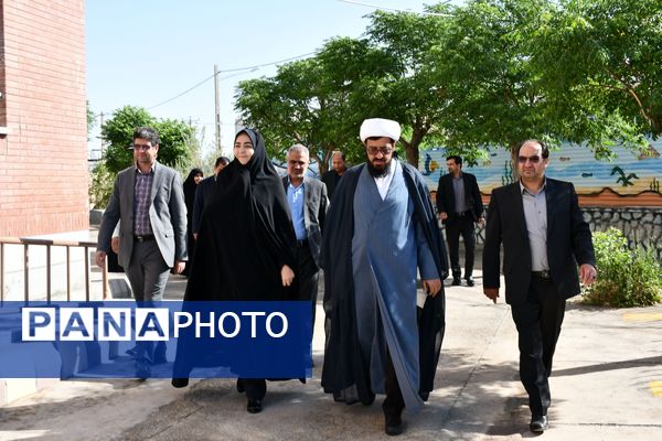  "سپاس معلم"  در مدرسه حاج حسن اسدی شهر فیض آباد مه‌ولات