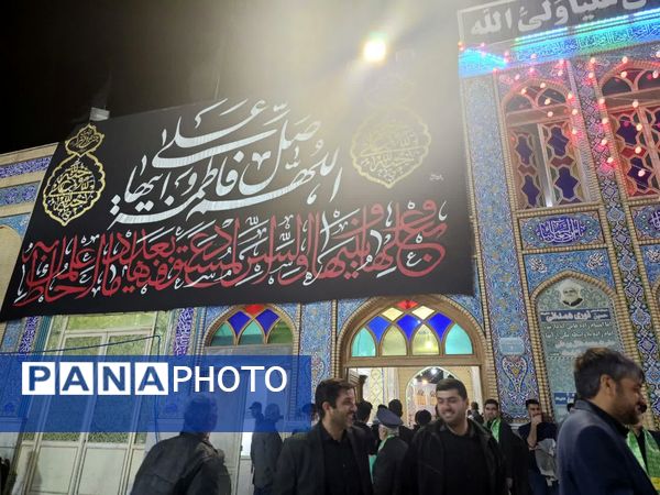 مراسم احیاء شب نوزدهم ماه مبارک رمضان(لیالی قدر) در نجف ایران