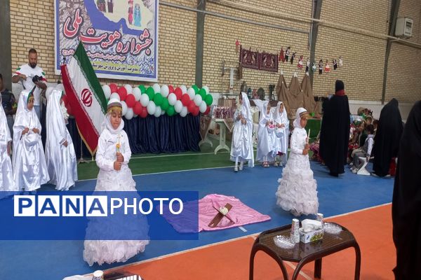 برگزاری جشنواره هویت‌های ملی اسلامی کودکستان‌های شهرستان فاروج