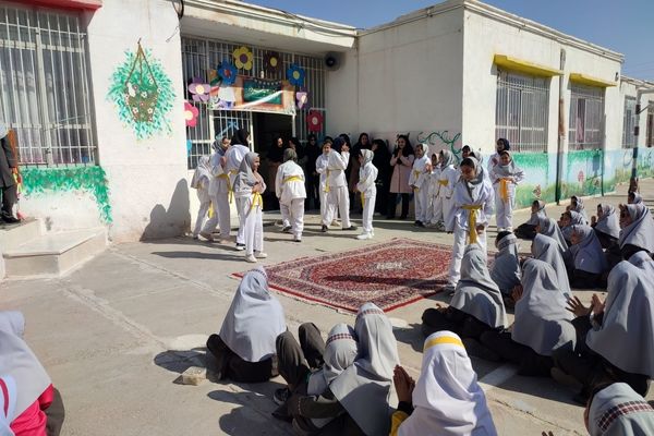 جشن پویایی و تندرستی در فدافن؛ المپیاد ورزشی مدرسه شهید نجفی به راه افتاد