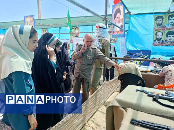 بازدید دانش آموزان دبستان سمیه از کنگره ملی شهید مدرس