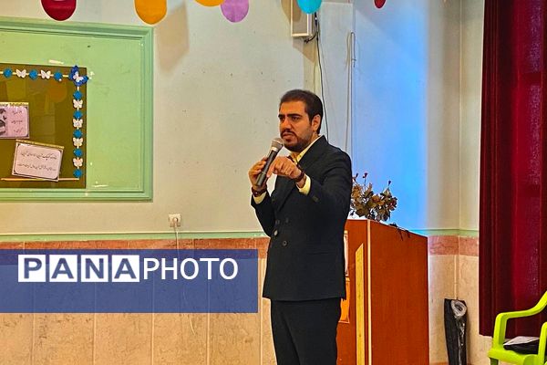 تمرکز بر ارتقای مهارت‌های مدیریتی و آموزشی در کارگاه‌های توانمندسازی ورامین