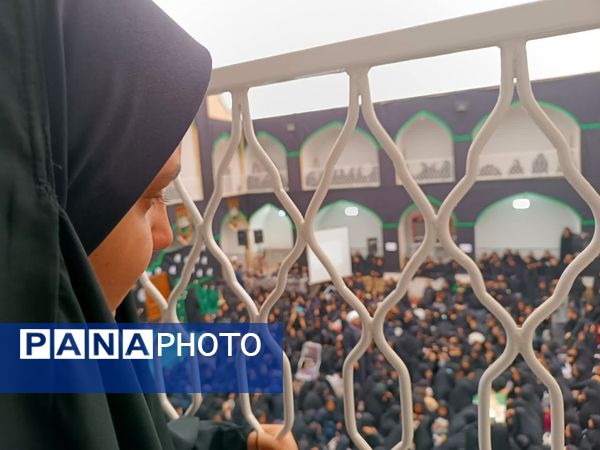 میزبانی دانش‌آموزان دختر شهرستان تفت از شهید گمنام