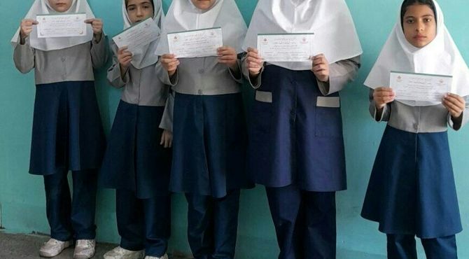 برگزاری جشن عاطفه ها در دبستان درخشنده