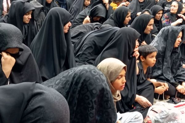سومین شب عزاداری سیدالشهدا (ع) در فرح آباد کاشمر