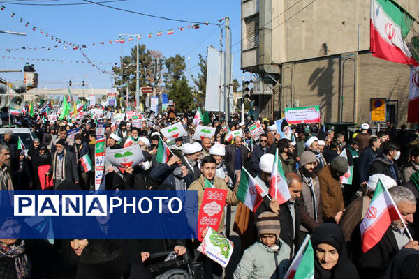 راهپیمایی 22 بهمن در قم -3 