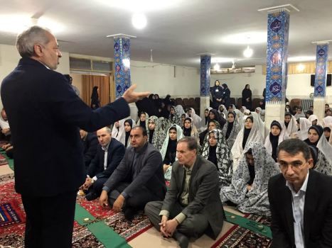 دوران متوسطه، حساسترین فرصت برای رشد علمی و شخصیتی دانشآموزان است