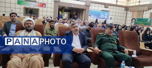 یادواره ۳۰۰۰ شهید خراسان شمالی و۶۴۴ شهید شیروان در دانشگاه آزاد اسلامی شهرستان شیروان