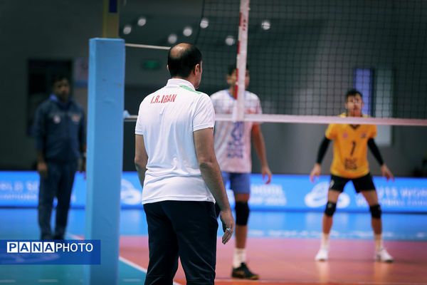 تیم والیبال دانش‌آموزی ایران راهی فینال شد