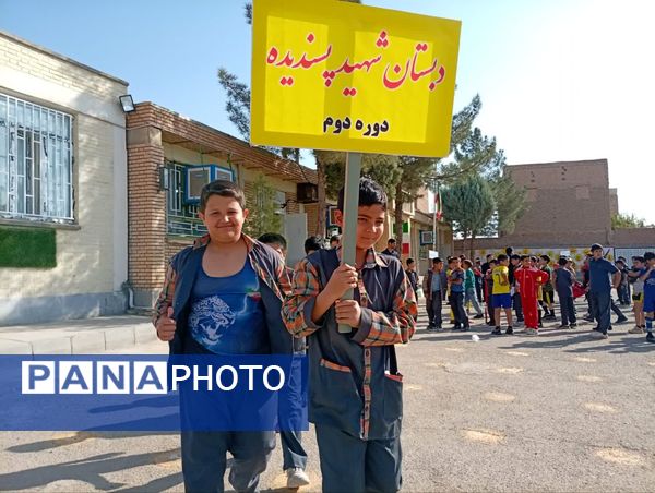 درخشش استعدادهای ورزشی و شور و شوق دانش آموزان دبستان شهید پسندیده فدافن