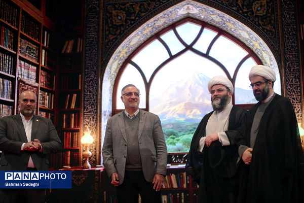 آیین تجلیل از افتخارآفرینان علمی ایران