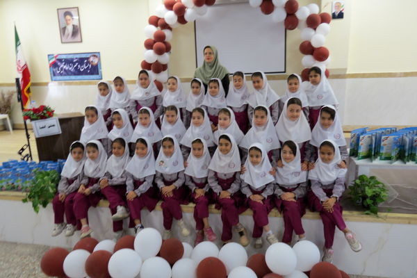 جشن الفبا در مدرسه دخترانه امام خمینی(ره) بجنورد