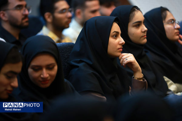 آیین استقبال از نو دانشجو معلمان دانشگاه تربیت دبیر شهید رجایی
